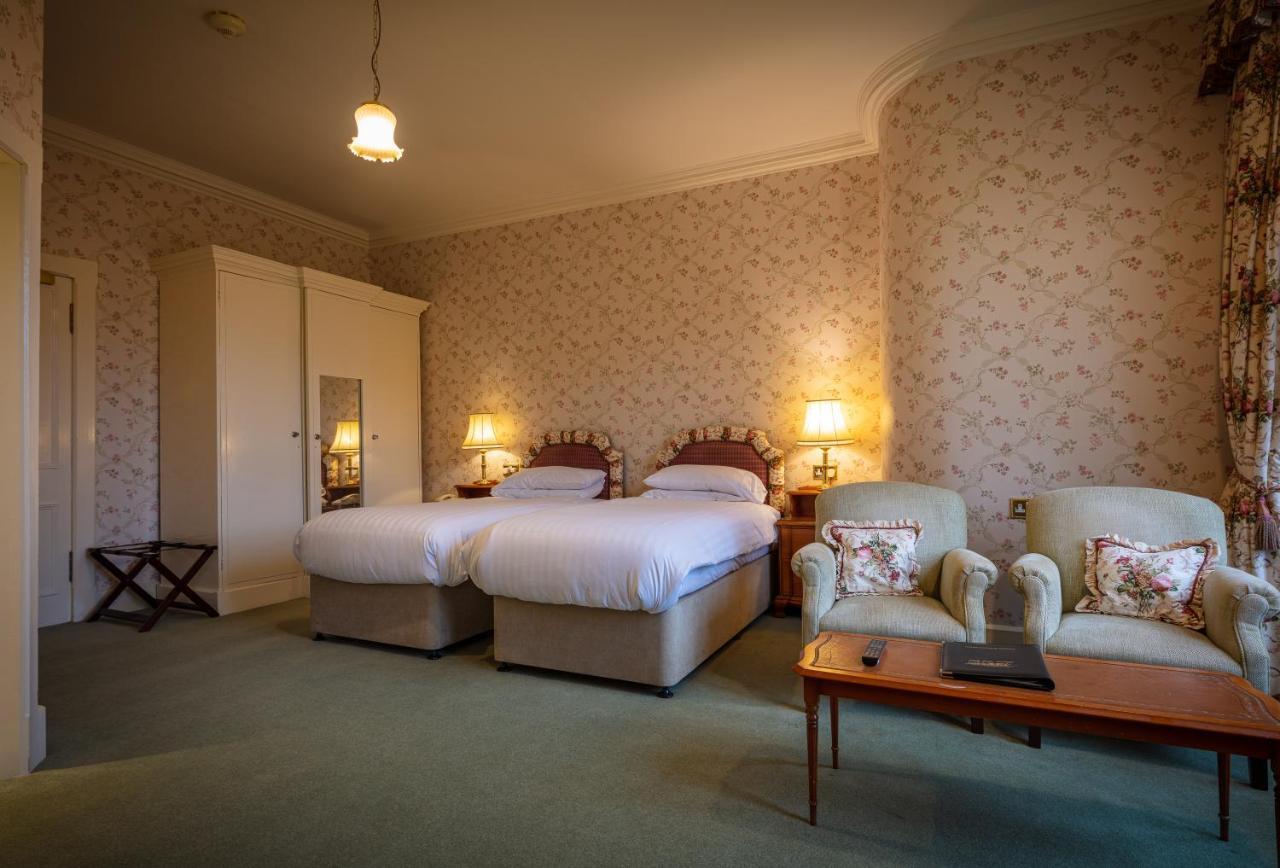 Glengarry Castle Hotel Invergarry Esterno foto